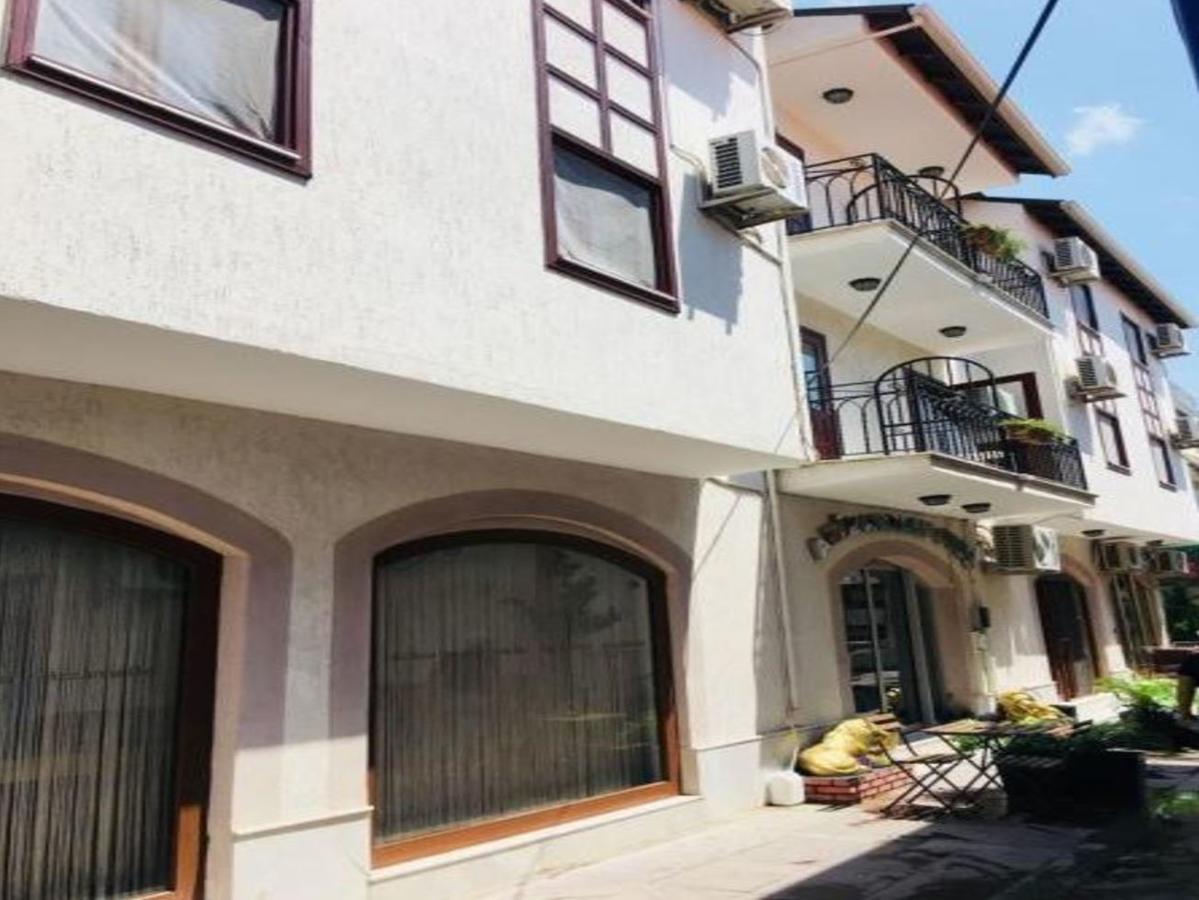 Aziz Arslan Hotel Ayvalik Exterior photo